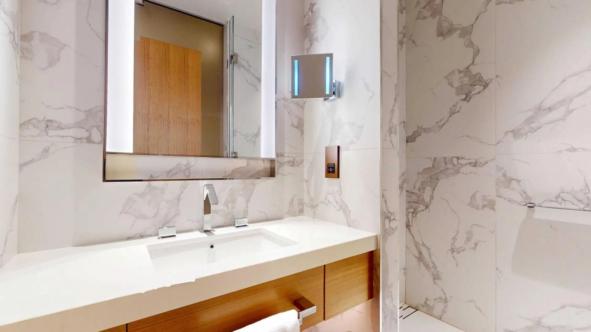 Luxury 2 Bedroom - Address Opera - Downtown Dubai Apartment